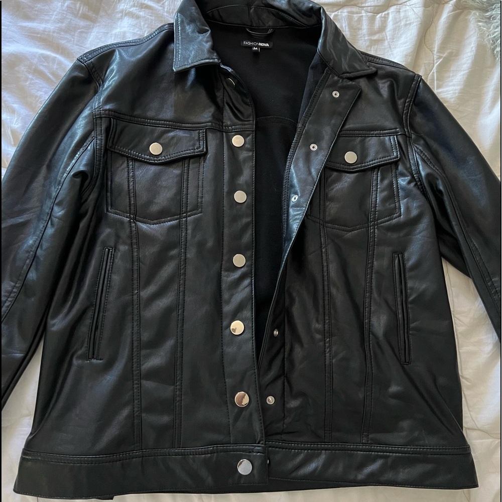 Black Shacket - Picture 2 of 2